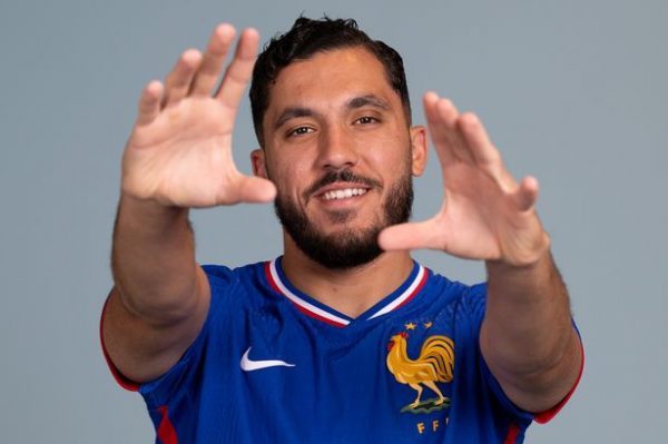 Rayan Cherki makes statement amid Liverpool vs Man City transfer battle